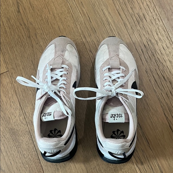 Nike Women's Pink and Black Sneakers - Picture 2 of 3